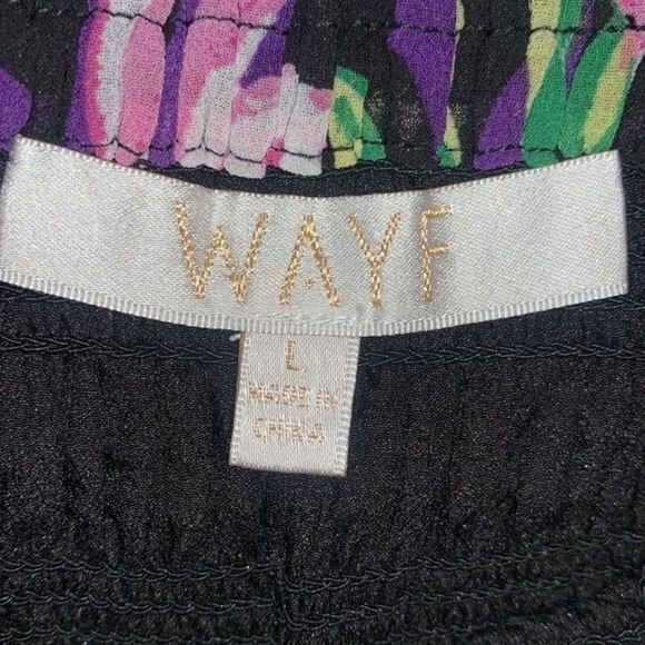 Puff Sleeve Floral Ruched Crop Top - Picture 4 of 12